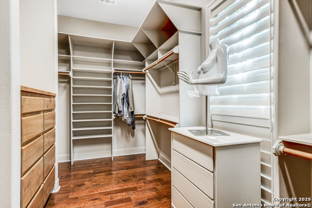 Listing photo id 23 for 142 Candelaria