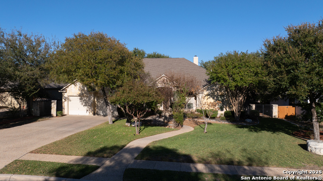 Listing photo id 44 for 142 Candelaria