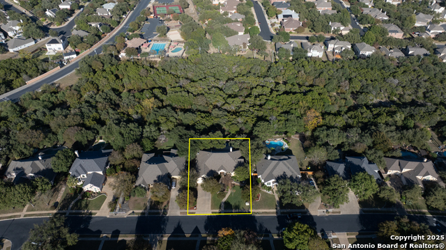 Listing photo id 50 for 142 Candelaria