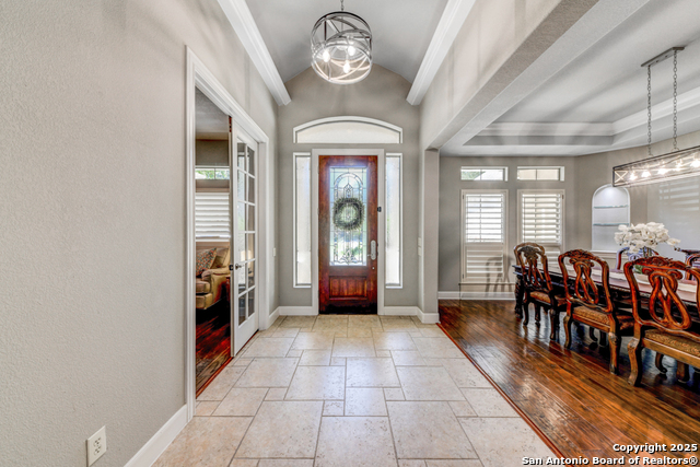 Listing photo id 4 for 142 Candelaria