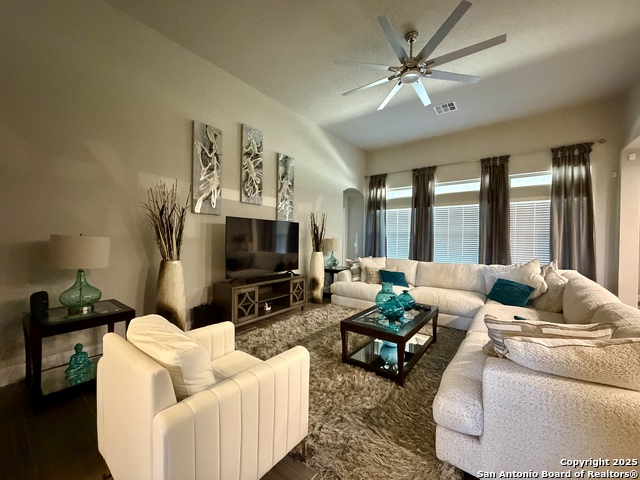 Image 3 of 20 For 13211 Highland Woods