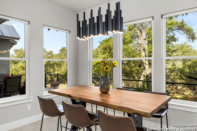 Image 29 of 46 For 1220 Brushy Curve