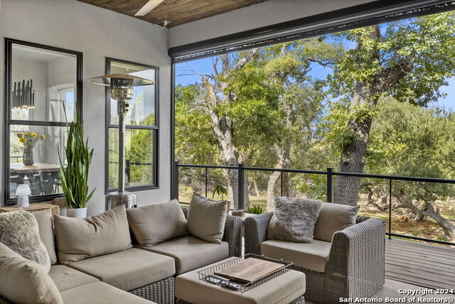 Image 32 of 46 For 1220 Brushy Curve