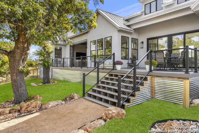 Image 38 of 46 For 1220 Brushy Curve