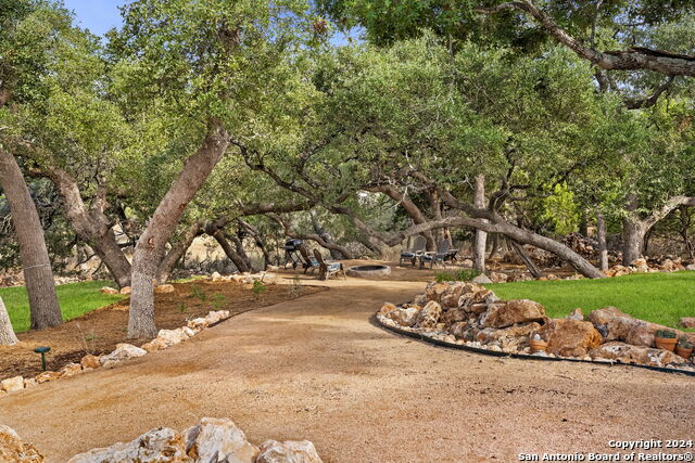 Image 39 of 46 For 1220 Brushy Curve