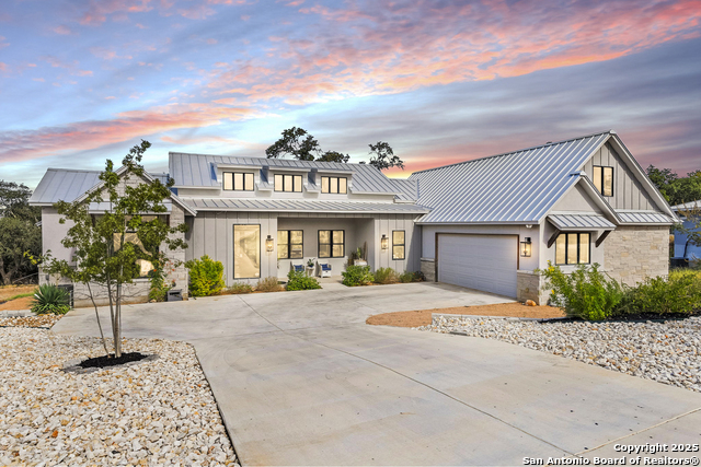 Image 4 of 46 For 1220 Brushy Curve