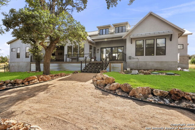 Image 43 of 46 For 1220 Brushy Curve