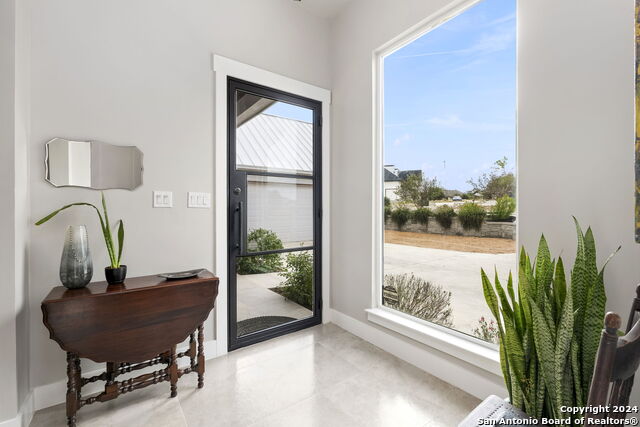 Image 7 of 46 For 1220 Brushy Curve