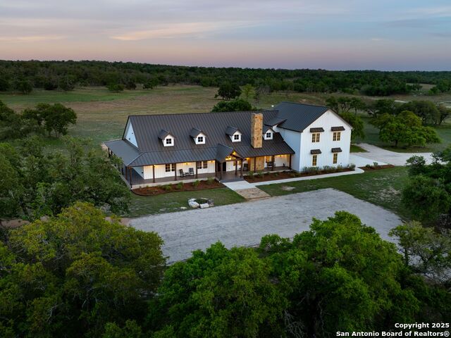 Details for 862 Grape Creek Road, Fredericksburg, TX 78624