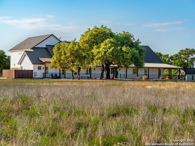 Image 12 of 90 For 862 Grape Creek Road