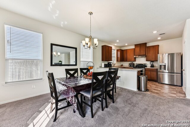 Listing photo id 8 for 13417 Nancy Reagan