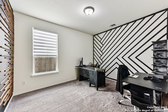 Listing photo id 12 for 13417 Nancy Reagan