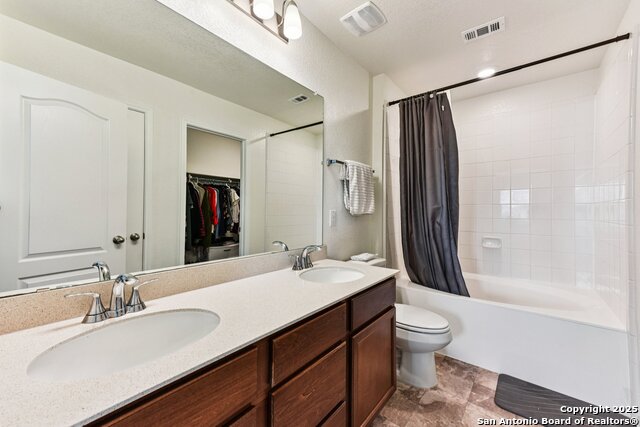 Listing photo id 27 for 13417 Nancy Reagan