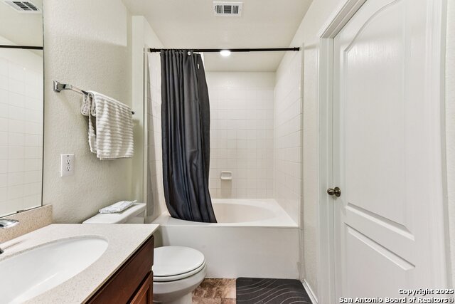 Listing photo id 29 for 13417 Nancy Reagan