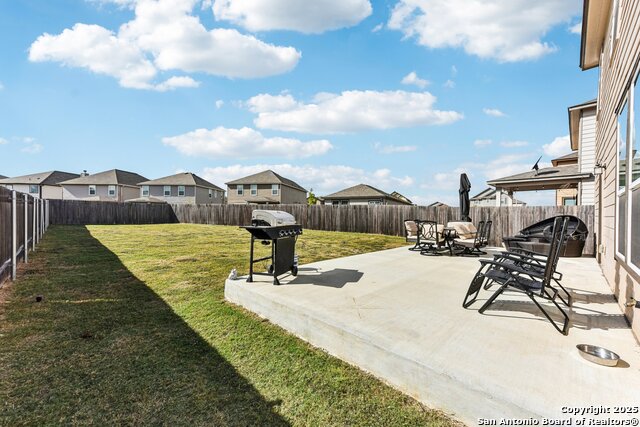 Listing photo id 30 for 13417 Nancy Reagan