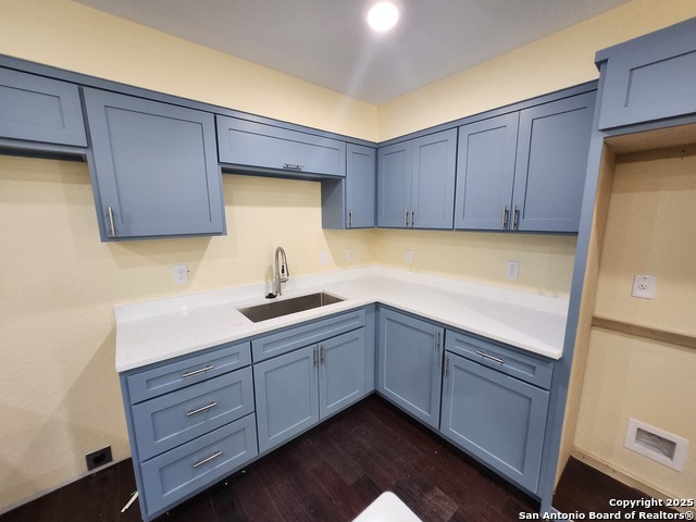 Image 10 of 28 For 38 Carlota