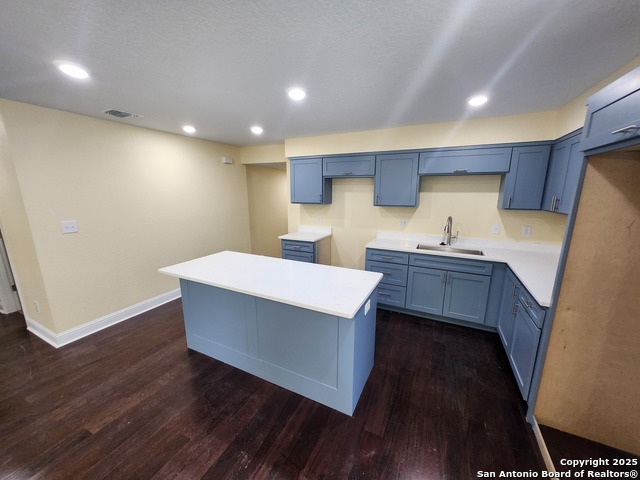 Image 11 of 28 For 38 Carlota