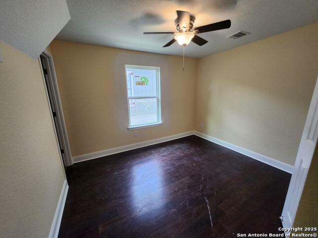 Image 19 of 28 For 38 Carlota