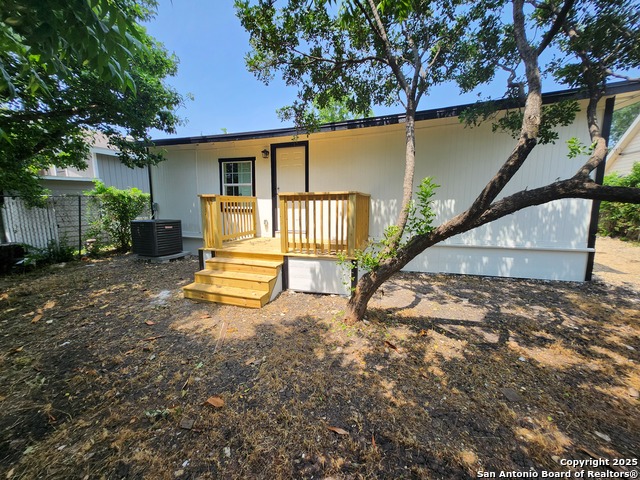 Image 27 of 28 For 38 Carlota