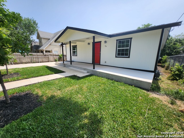 Image 5 of 28 For 38 Carlota