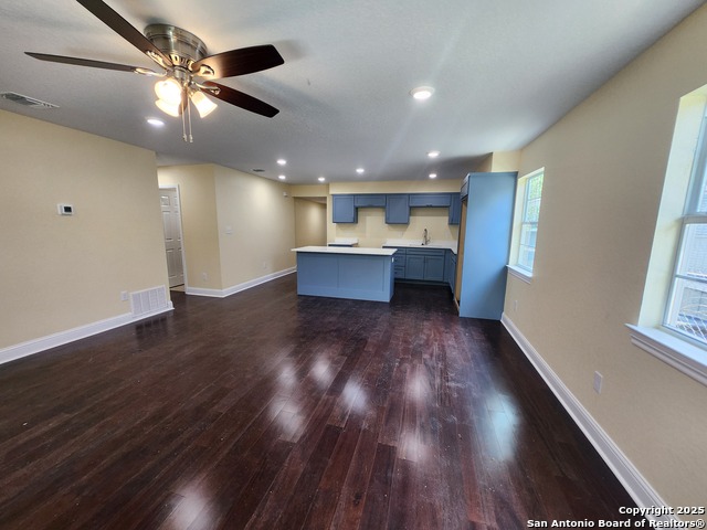 Image 7 of 28 For 38 Carlota