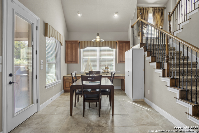 Image 16 of 60 For 18710 Golden Maize