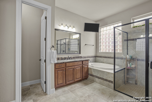 Image 24 of 60 For 18710 Golden Maize