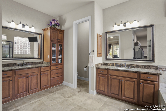 Image 25 of 60 For 18710 Golden Maize