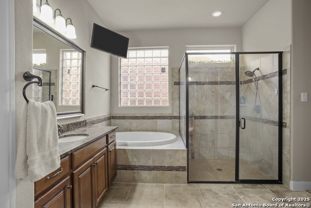 Image 27 of 60 For 18710 Golden Maize