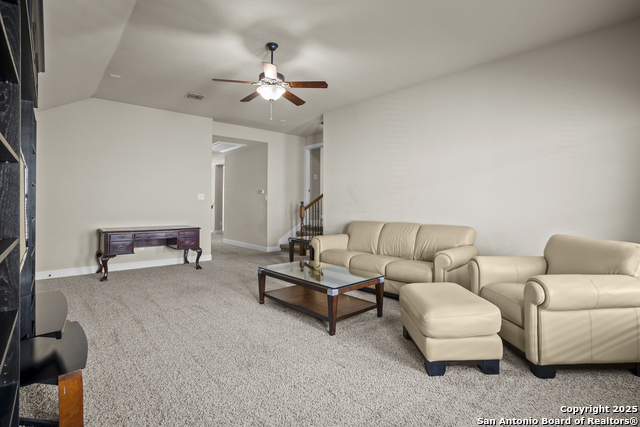 Image 38 of 60 For 18710 Golden Maize