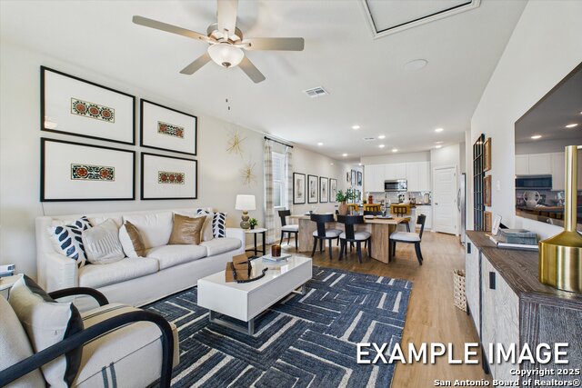 Listing photo id 11 for 4997 Mala Vida