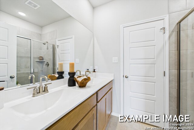 Listing photo id 17 for 4997 Mala Vida