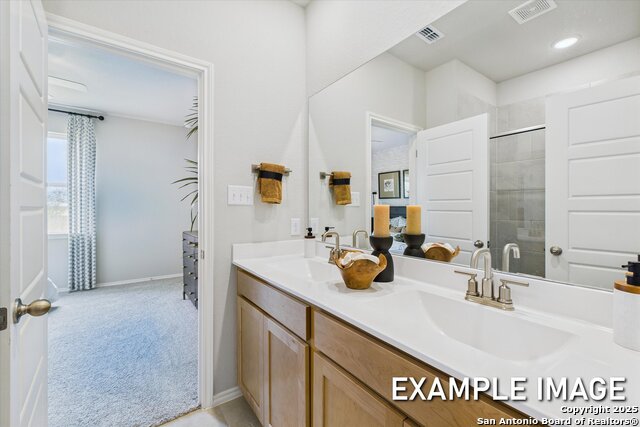 Listing photo id 19 for 4997 Mala Vida