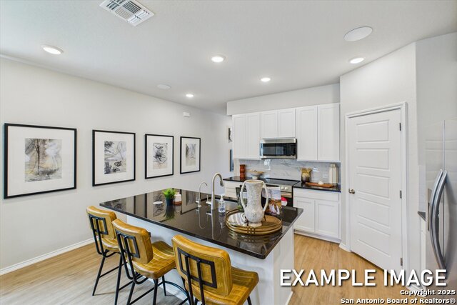 Listing photo id 4 for 4997 Mala Vida