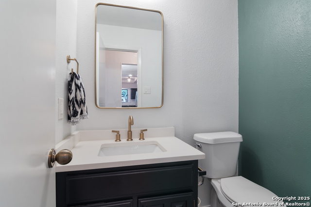 Image 11 of 29 For 15823 Rothbury Ln