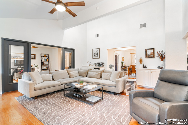 Image 14 of 29 For 15823 Rothbury Ln