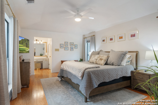 Image 16 of 29 For 15823 Rothbury Ln