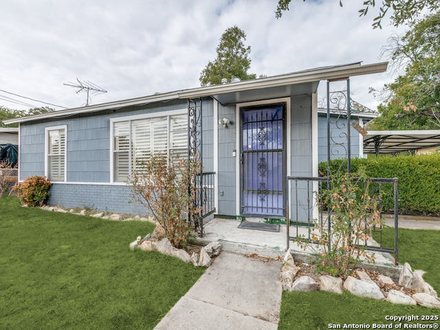 Image 30 of 35 For 215 Midland Dr