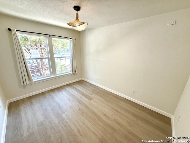 Image 14 of 24 For 326 Victor  