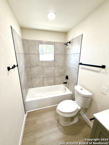 Image 15 of 24 For 326 Victor  