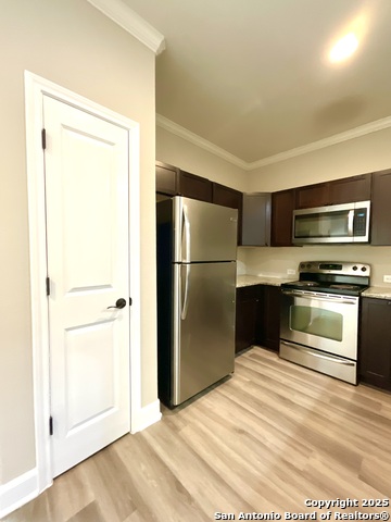 Image 14 of 39 For 6315 Melanzane Ave 2