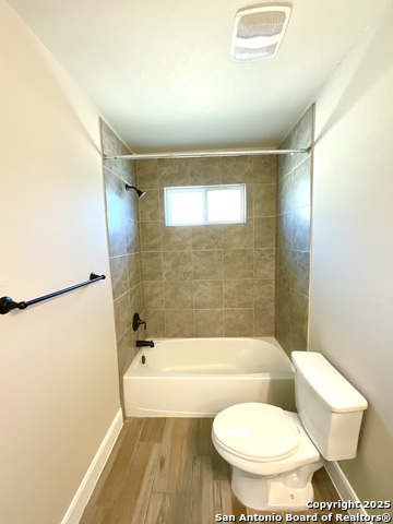 Image 24 of 39 For 6315 Melanzane Ave 2