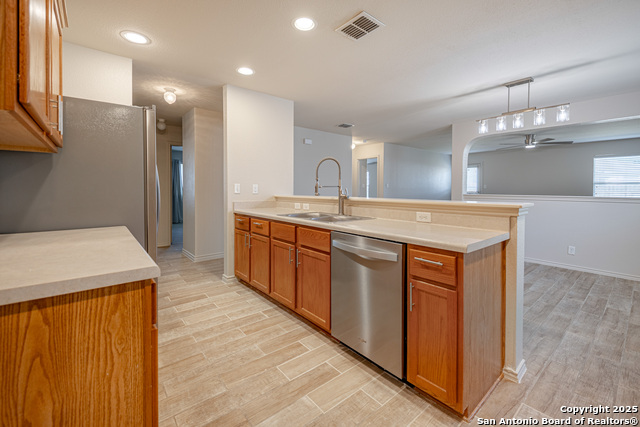 Image 8 of 30 For 8451 Blackstone Cove