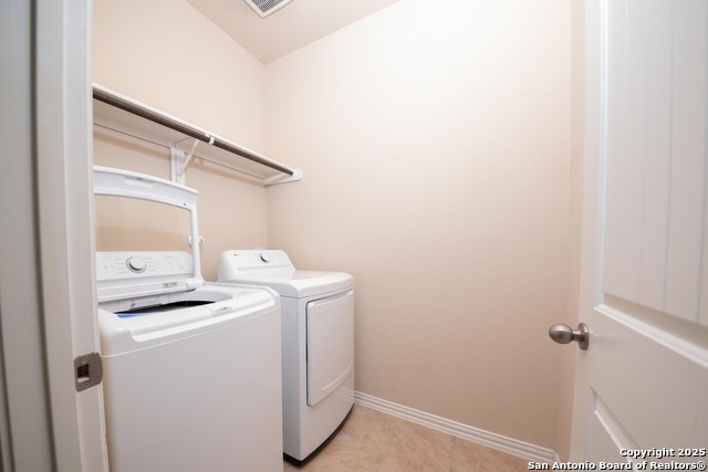 Image 18 of 27 For 2510 Golden Rain