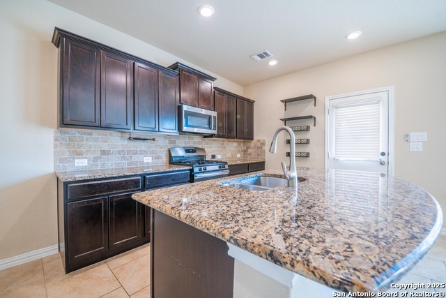 Image 6 of 27 For 2510 Golden Rain