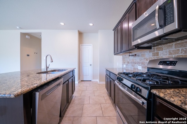 Image 7 of 27 For 2510 Golden Rain