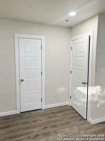 Image 11 of 21 For 8702 Dudley