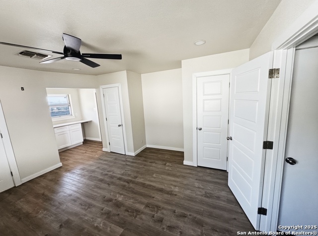 Image 15 of 21 For 8702 Dudley