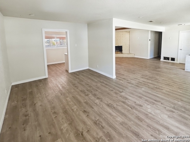 Image 5 of 21 For 8702 Dudley