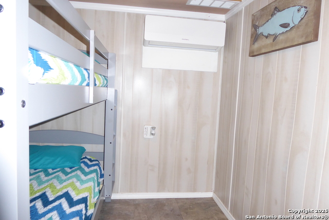 Image 35 of 40 For 849 Tamarack